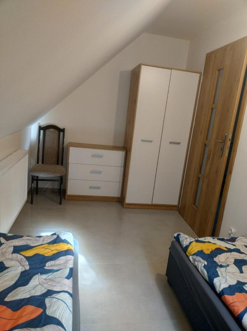 Apartamenty - Domek Bobrowe Zacisze 3 ยาโนวิเซ วิเอลเกีย ภายนอก รูปภาพ